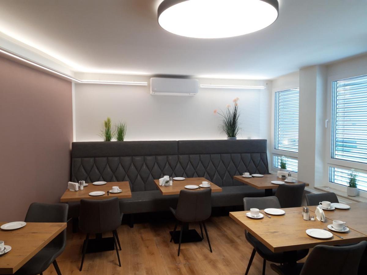 Hotel Weinert Neubrandenburg Kültér fotó